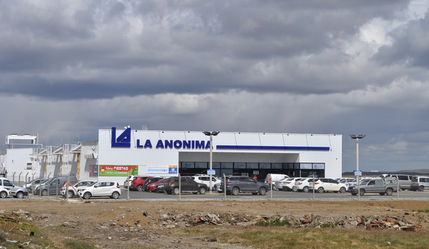 La Anónima, al borde de la quiebra