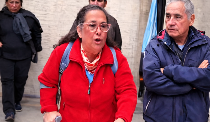 “¿Dónde está mi plata?”: una afiliada estalló contra “el directorio de mierda de OSEF”